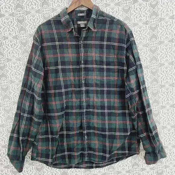Eddie Bauer Classic Fit Flannel Plaid Button Down Shirt Men's XL - Picture 1 of 7